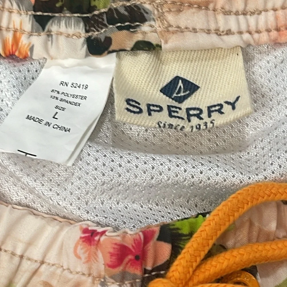 Sperry Cream Board Shorts with Tropical Print MENS SIZE L